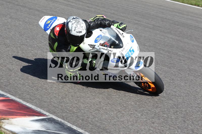 Archiv-2022/57 29.08.2022 Plüss Moto Sport ADR/Freies Fahren/885